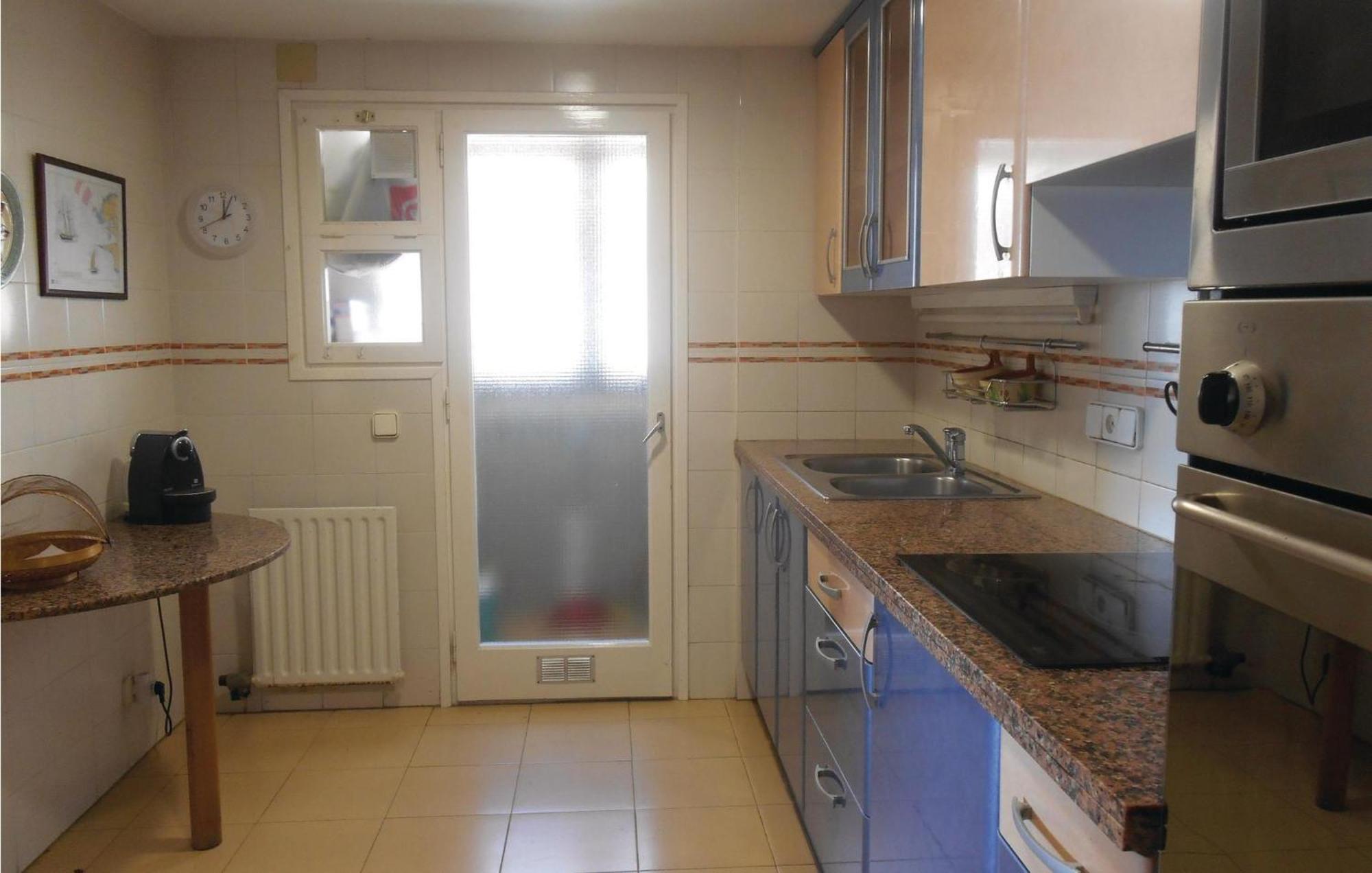 3 Bedroom Gorgeous Apartment In Tossa De Mar Exteriör bild