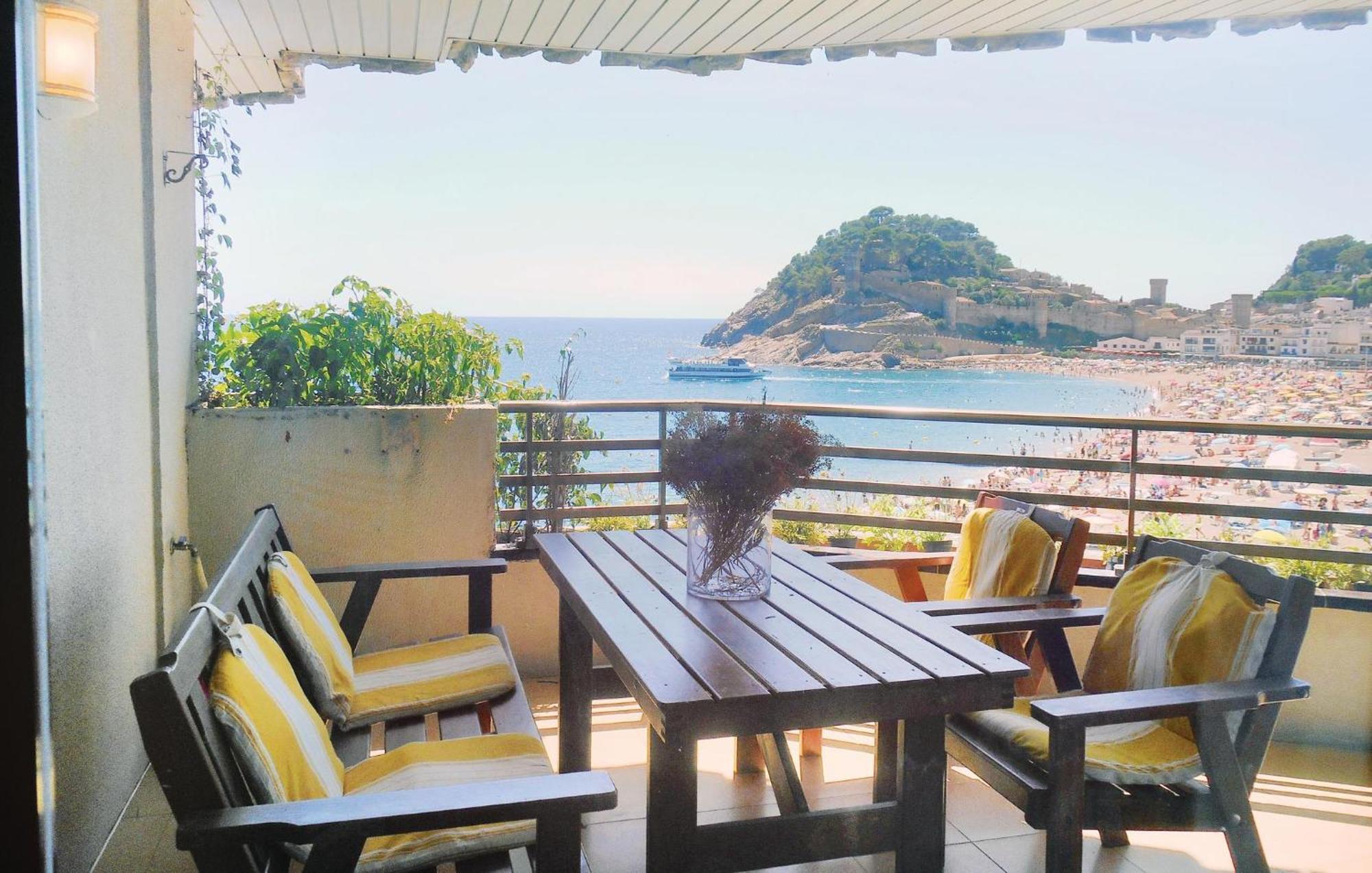 3 Bedroom Gorgeous Apartment In Tossa De Mar Exteriör bild